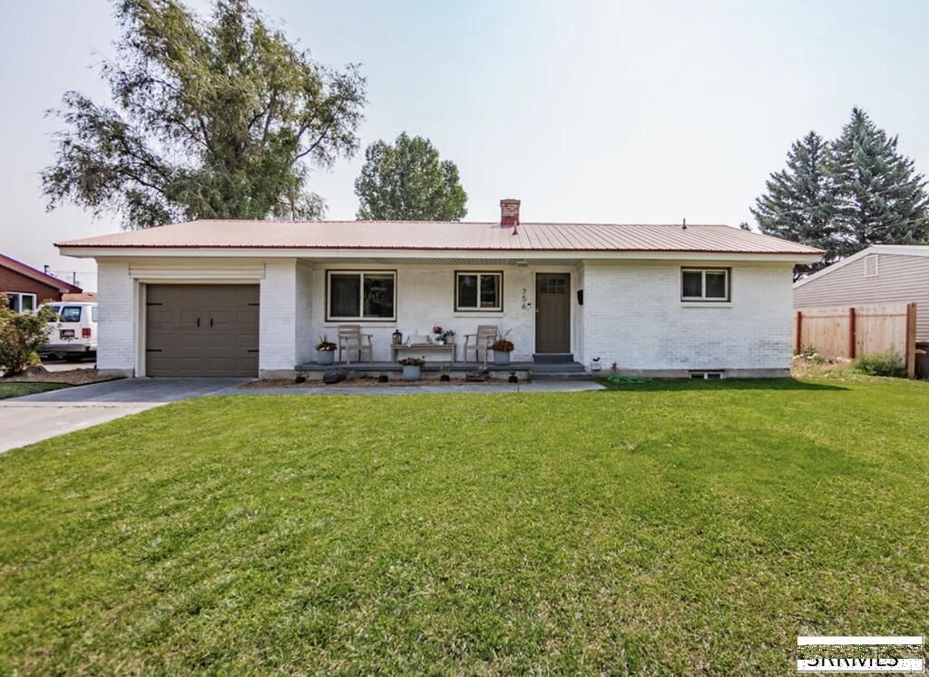 756 Grace Avenue, Idaho Falls, ID 83402
