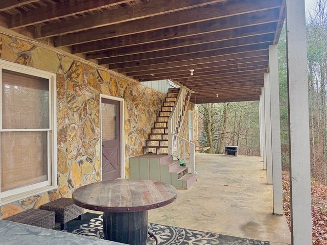 315 Greenhouse Road, Mineral Bluff, GA 30559