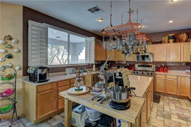 1169 Garbo Court, Las Vegas, NV 89142