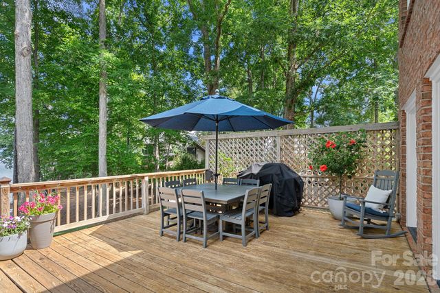 8160 Waterford Drive, Stanley, NC 28164