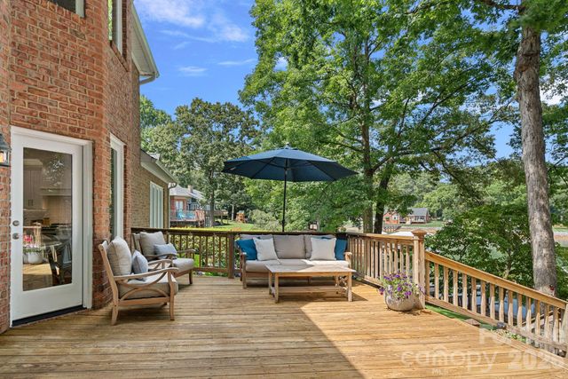 8160 Waterford Drive, Stanley, NC 28164