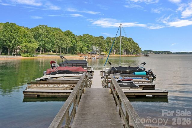 8160 Waterford Drive, Stanley, NC 28164