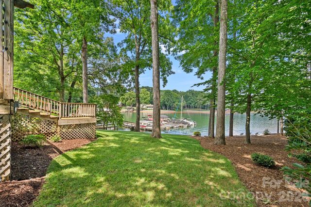 8160 Waterford Drive, Stanley, NC 28164