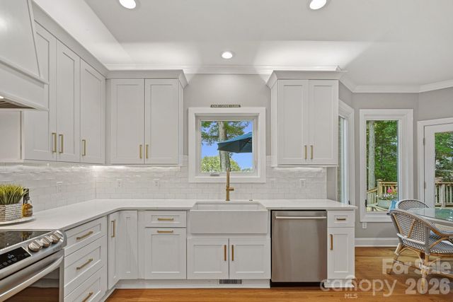 8160 Waterford Drive, Stanley, NC 28164