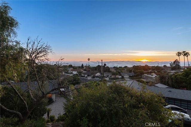 28068 Santona Drive, Rancho Palos Verdes, CA 90275