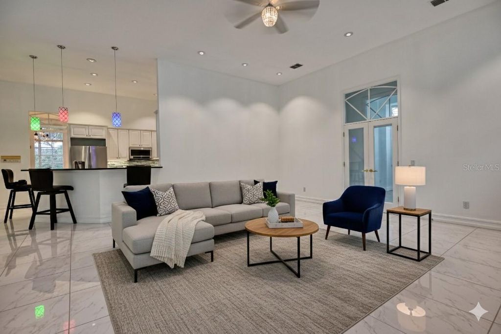 Image 10 of property listing at Address unavailable.