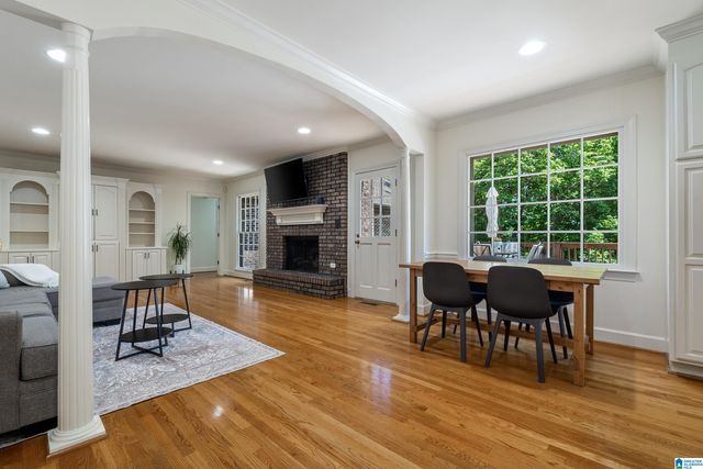 2913 N WOODRIDGE ROAD, Mountain Brook, AL 35223