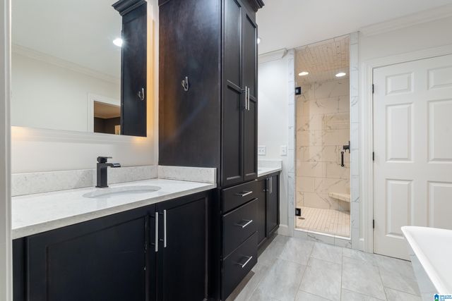 2913 N WOODRIDGE ROAD, Mountain Brook, AL 35223
