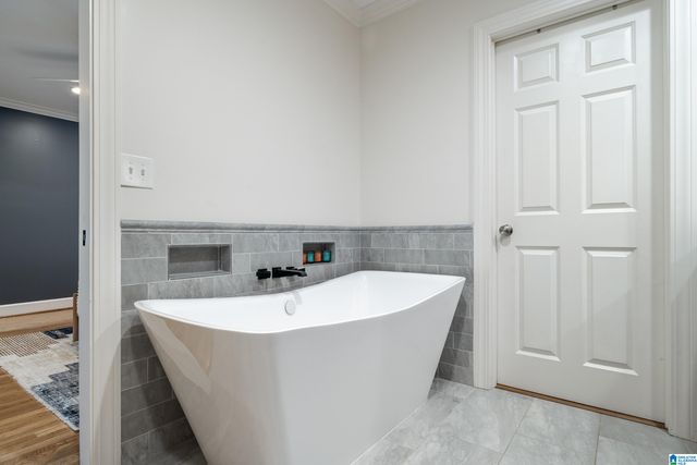2913 N WOODRIDGE ROAD, Mountain Brook, AL 35223