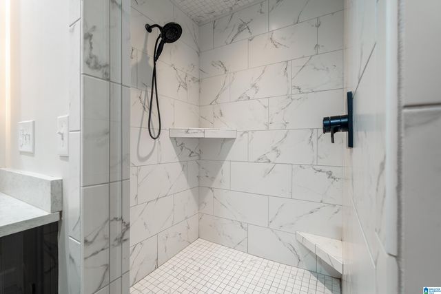 2913 N WOODRIDGE ROAD, Mountain Brook, AL 35223