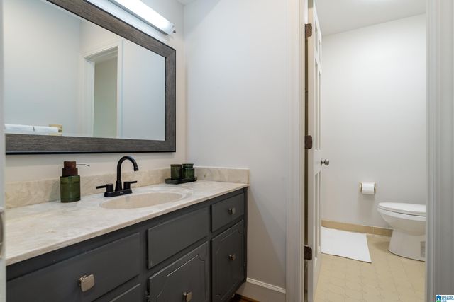2913 N WOODRIDGE ROAD, Mountain Brook, AL 35223