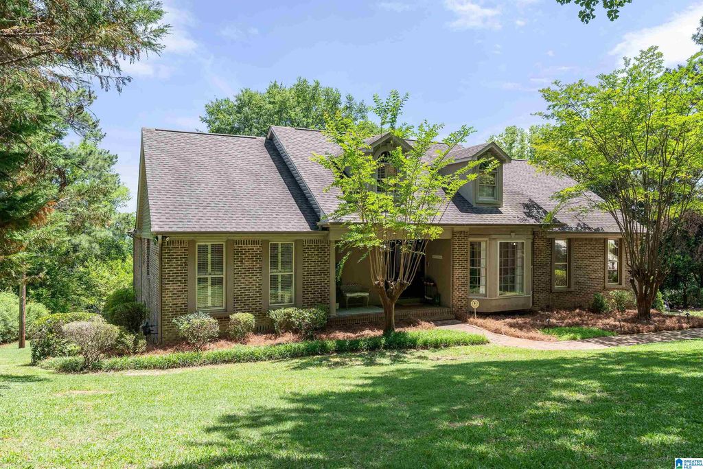 2913 N WOODRIDGE ROAD, Mountain Brook, AL 35223