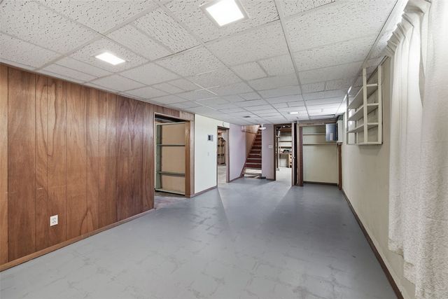 3422 Dennis Drive NW, Cedar Rapids, IA 52405