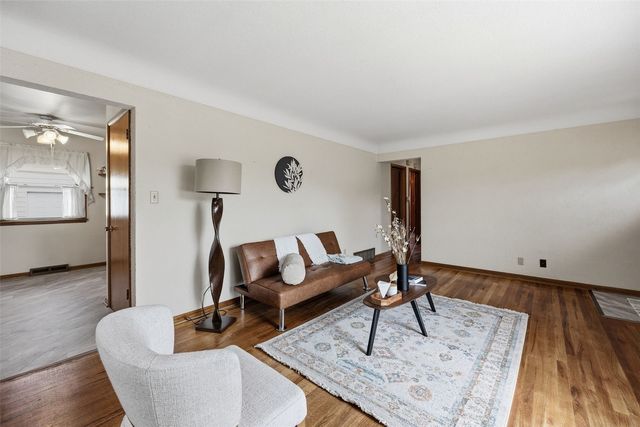 3422 Dennis Drive NW, Cedar Rapids, IA 52405