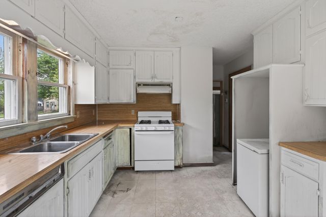 4019 Bryant Avenue N, Minneapolis, MN 55412