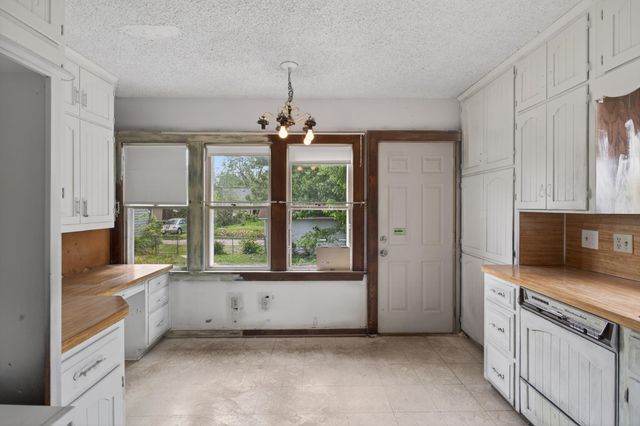 4019 Bryant Avenue N, Minneapolis, MN 55412