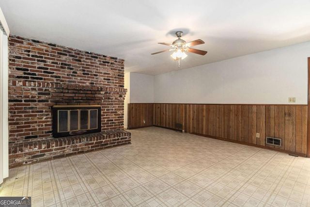 2386 Springrun Way, Decatur, GA 30032
