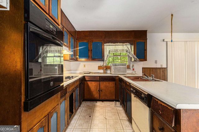 2386 Springrun Way, Decatur, GA 30032