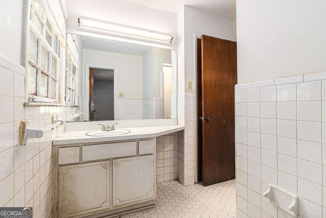 2386 Springrun Way, Decatur, GA 30032