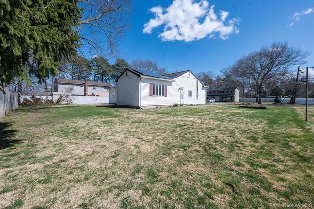 507 Joan Street, Ronkonkoma, NY 11779