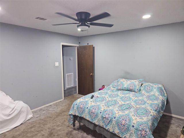 909 Lilac Street, La Marque, TX 77568