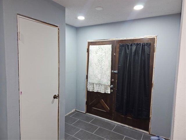 909 Lilac Street, La Marque, TX 77568