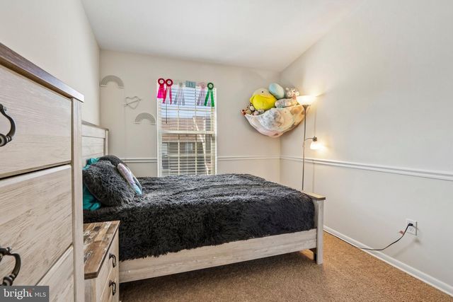 206 DOUGLAS CT, West Deptford, NJ 08086