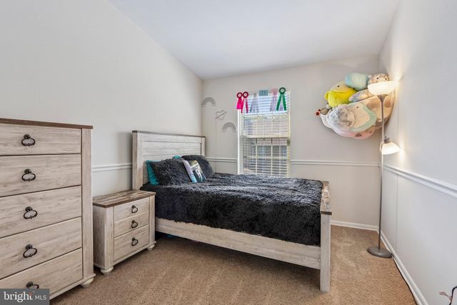 206 DOUGLAS CT, West Deptford, NJ 08086