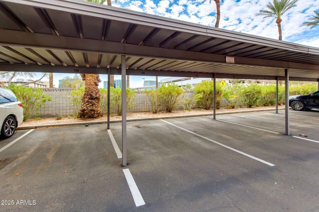 5219 N 24TH Street 204, Phoenix, AZ 85016