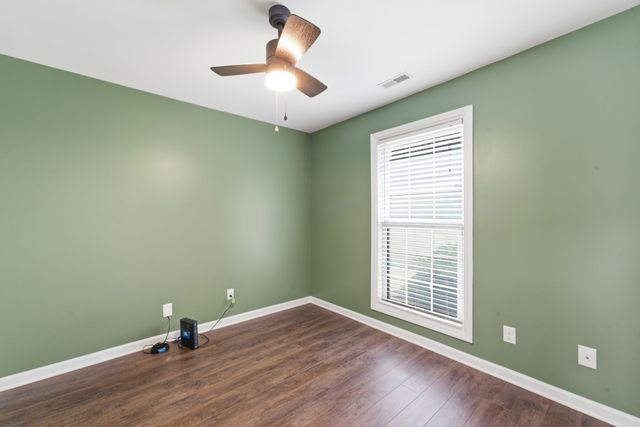 1305 Round Rock Dr, Murfreesboro, TN 37128