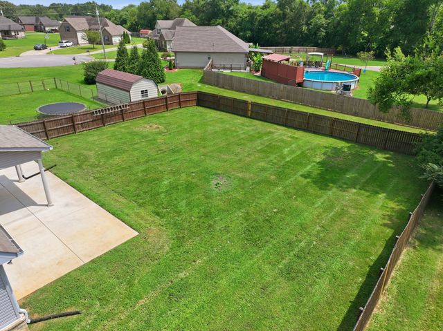 1305 Round Rock Dr, Murfreesboro, TN 37128