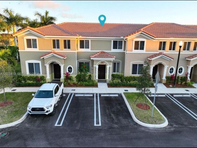 2474 SE 10th Ct, Homestead, FL 33035