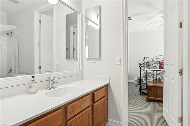 2050 Mandarin LN, Naples, FL 34120