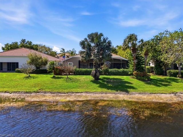 2050 Mandarin LN, Naples, FL 34120