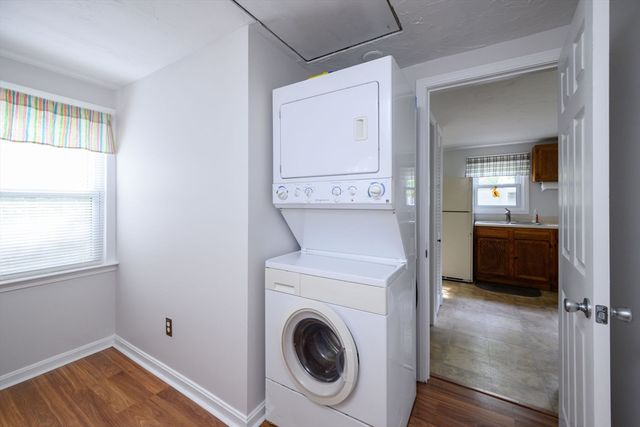 13 Coach House Ln, Dennis, MA 02660