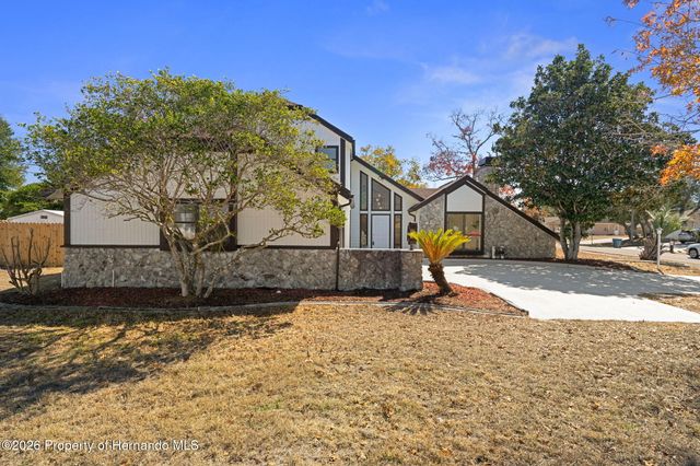 10296 Horizon Drive, Spring Hill, FL 34608