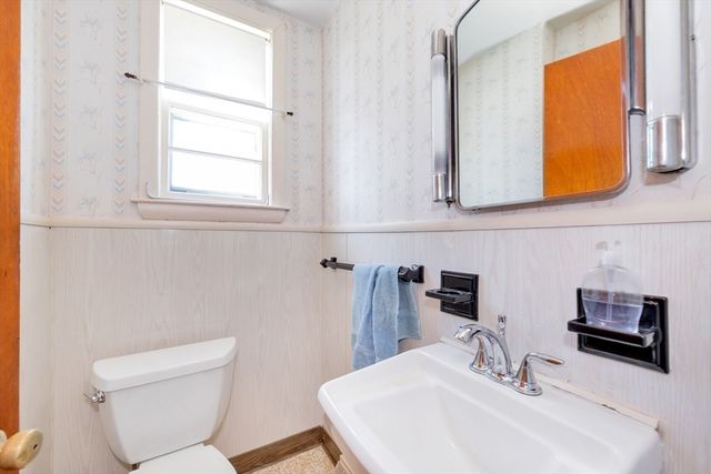 337 Maple St, Lynn, MA 01904