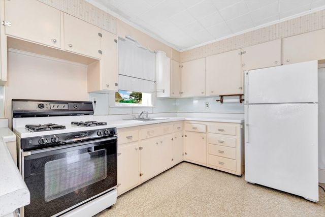 337 Maple St, Lynn, MA 01904