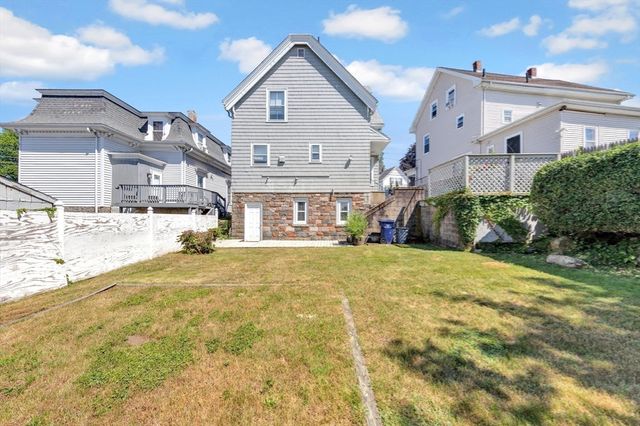 337 Maple St, Lynn, MA 01904
