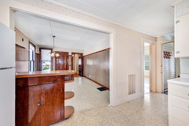 337 Maple St, Lynn, MA 01904