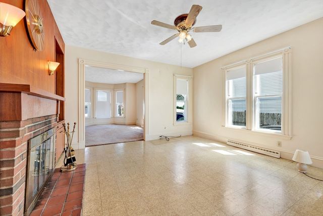 337 Maple St, Lynn, MA 01904