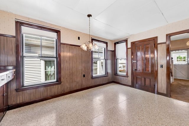 337 Maple St, Lynn, MA 01904