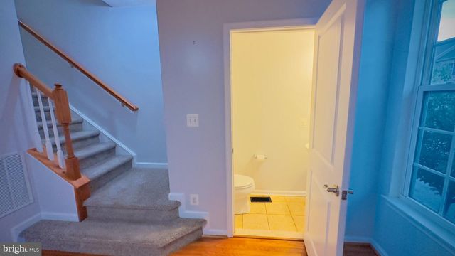7420 SINGERS WAY, Elkridge, MD 21075