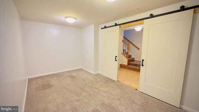 7420 SINGERS WAY, Elkridge, MD 21075