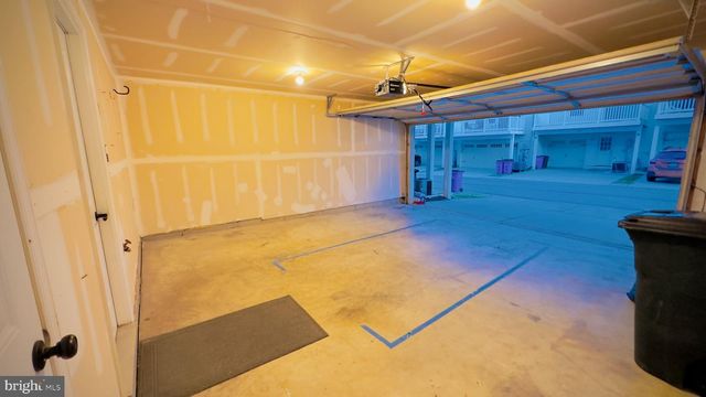 7420 SINGERS WAY, Elkridge, MD 21075