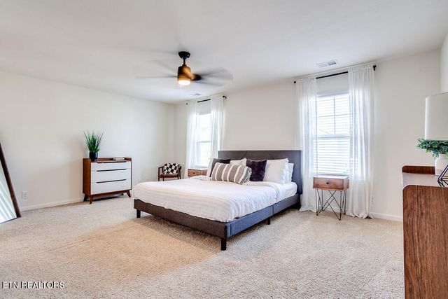 211 Moonrise Lane, Maryville, TN 37801
