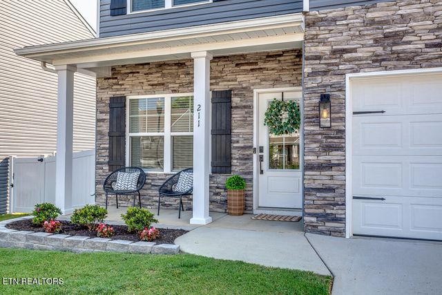 211 Moonrise Lane, Maryville, TN 37801