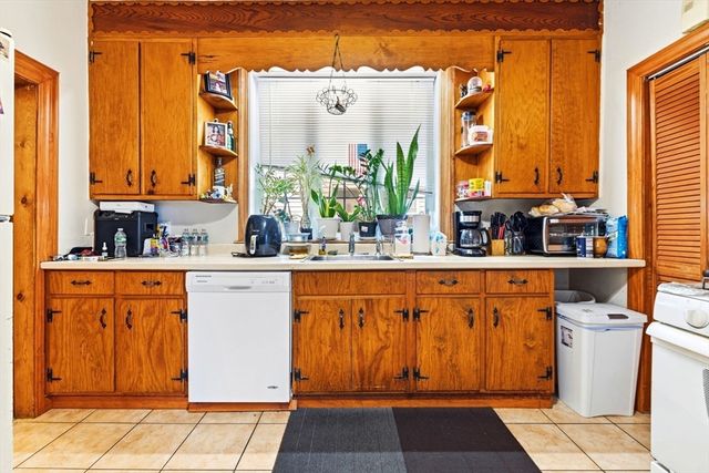50 Bradford St, Everett, MA 02149