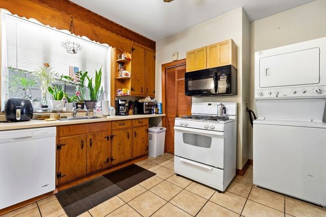 50 Bradford St, Everett, MA 02149