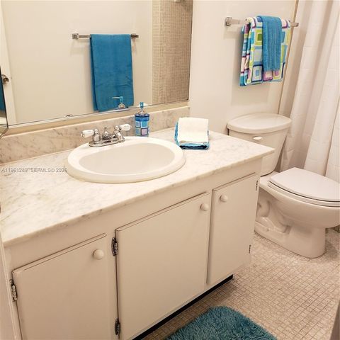 1200 NE Miami Gardens Dr 213W, Miami, FL 33179